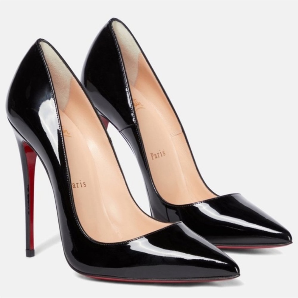 Christian Louboutin So Kate black pumps